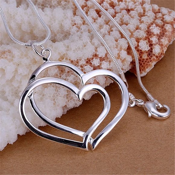 Beautiful Double Heart Pendant And Necklace 18" Long, .925 Sterling Silver - Picture 3 of 4